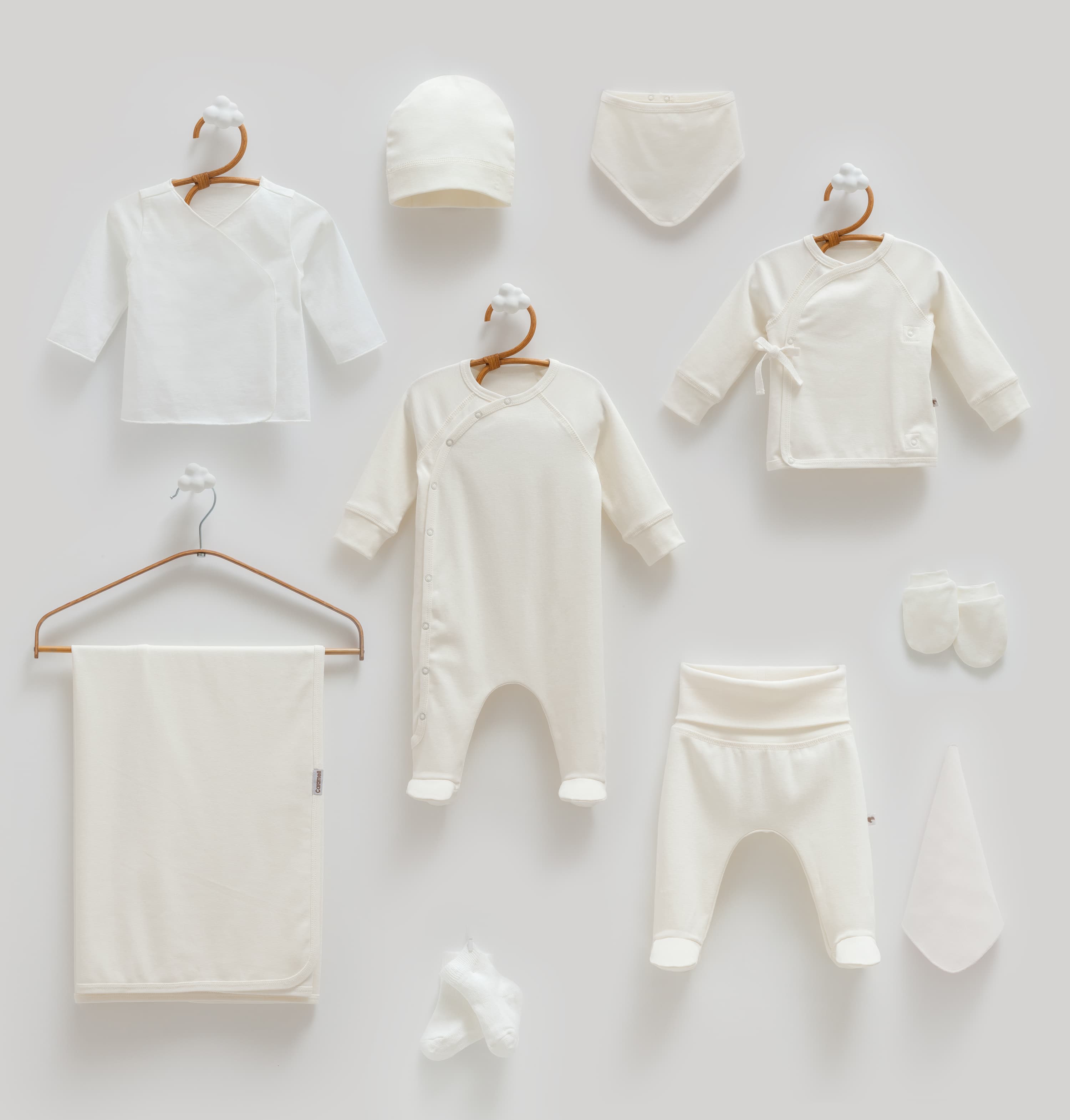 Unisex off-white set 