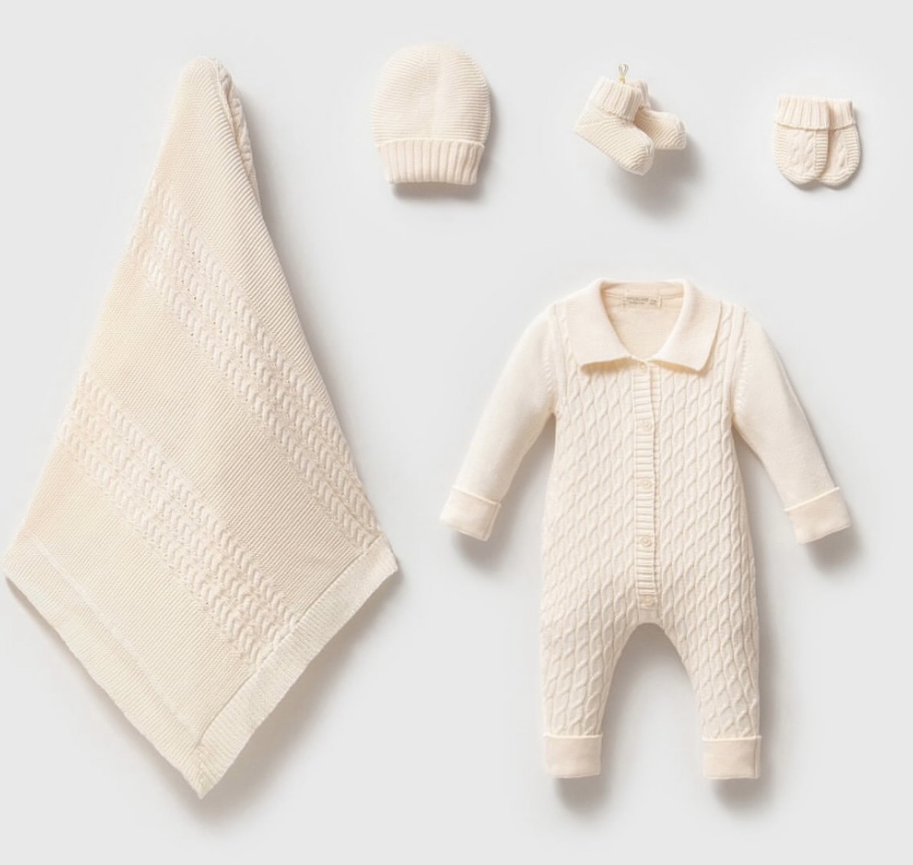 100% Knitted Unisex 5-Pieces Hospital Set