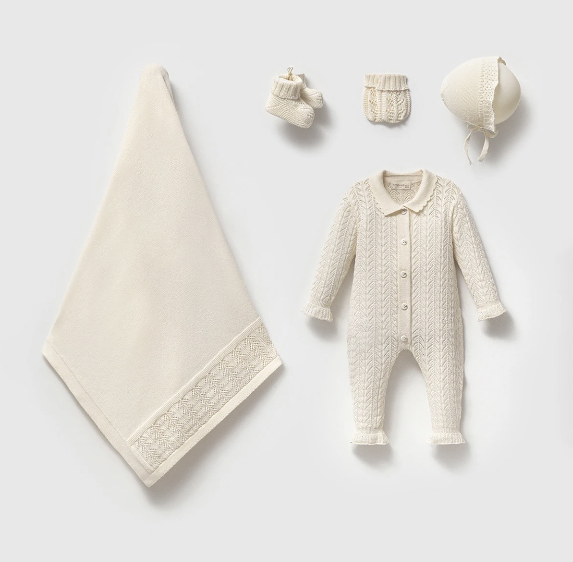 100% Knitted Cream 5-Pieces Hospital Set