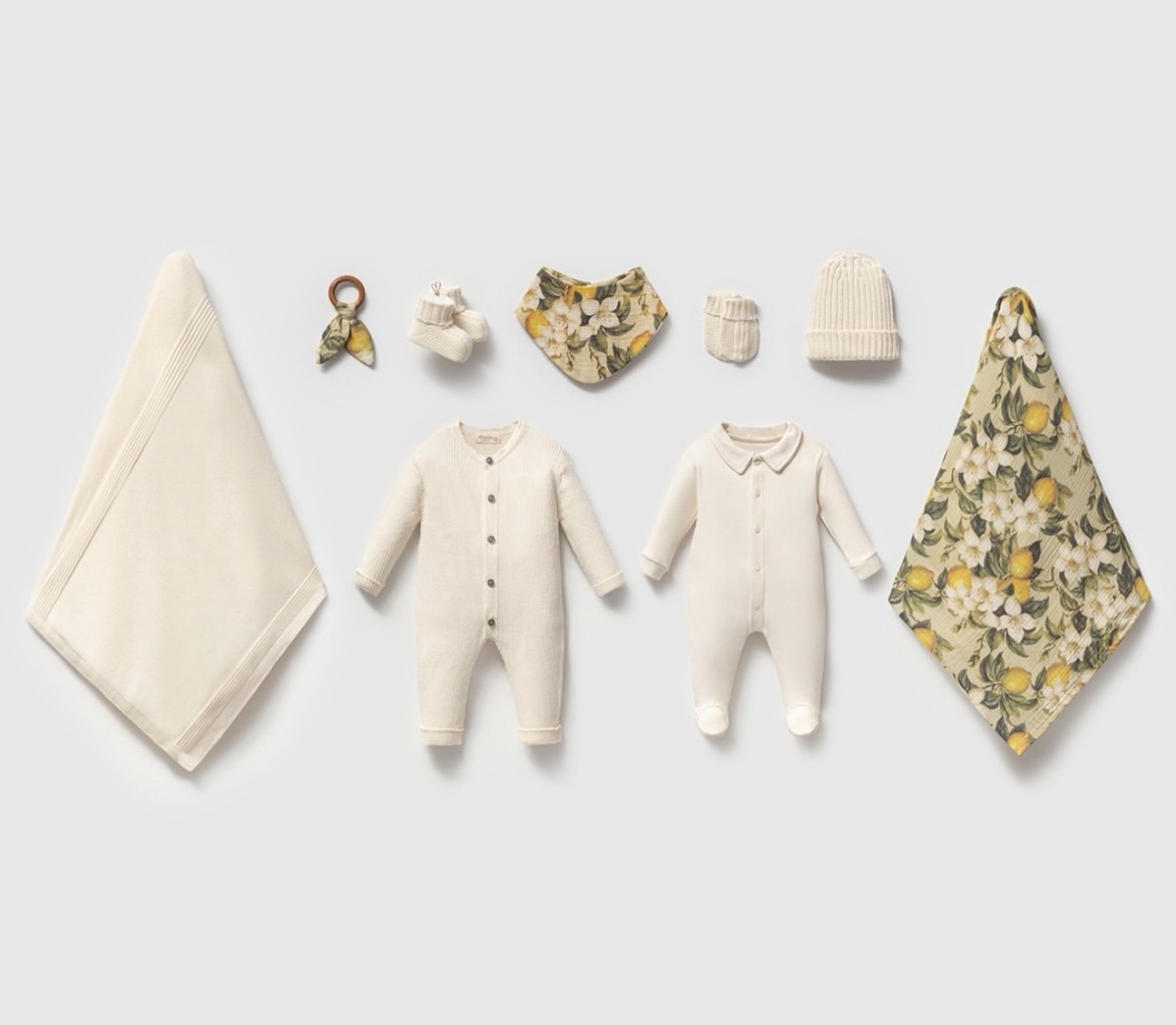 Baby Girl 8-Pieces Hospital Set