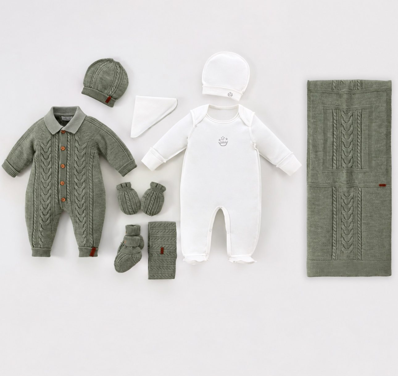 Spanish Design 100% Natural Wool 9 Pieces Hospital Set